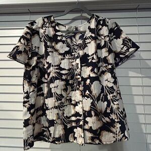 Floral Black and White Women's Top